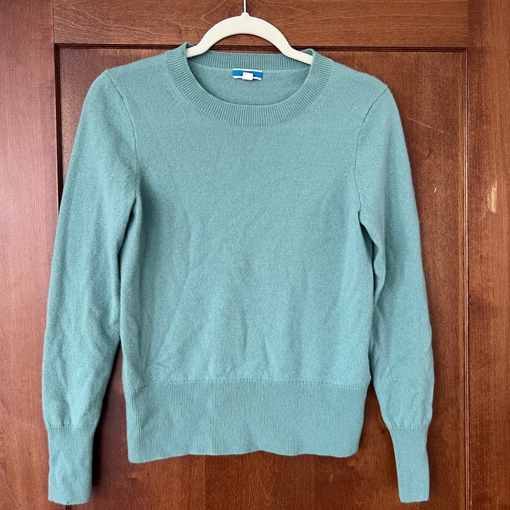 Jcrew 100% cashmere sweater! Barely worn.